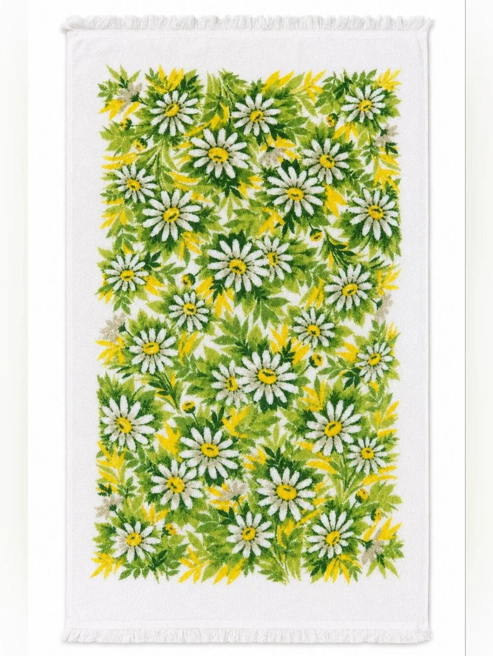 Vintage 1970s Springmaid Daisy Floral Bath Towel 40
